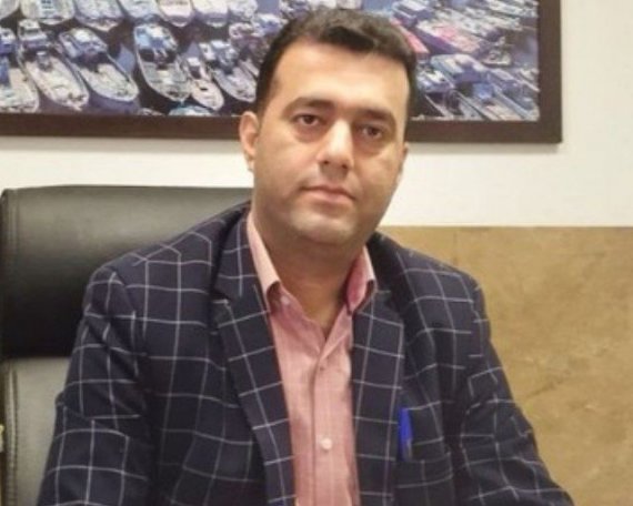 آتشسوزی شناور نیمهمغروق در بندر دیلم مهار شد