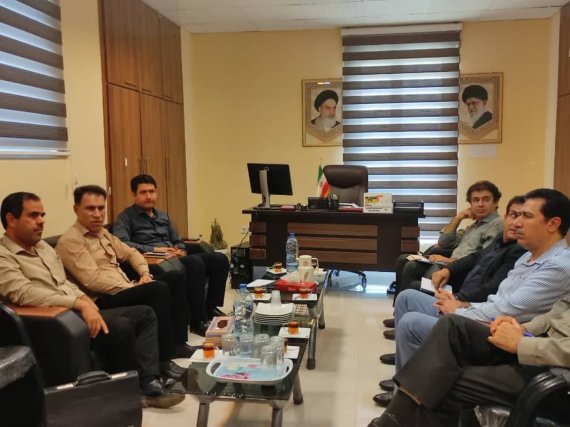 بررسی موانع اجرایی طرح آبیاری تحت فشار نخیلات در سعدآباد / بخشدار: هم‌افزایی دستگاه‌ها برای افزایش بهره‌وری آب ضروری است