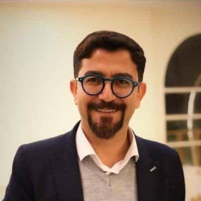 آنچه میان سلام و خداحافظی میماند