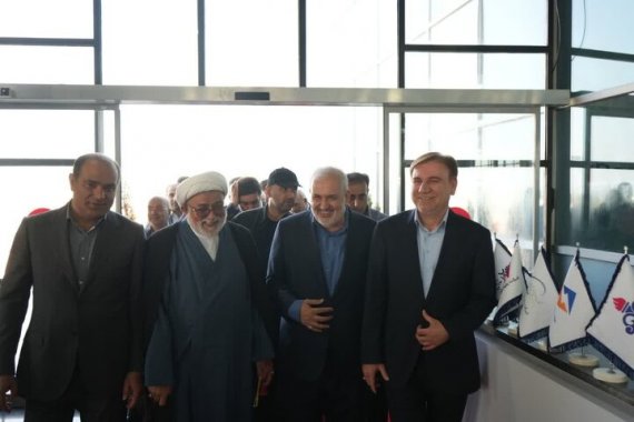 وزیر نیرو وارد استان بوشهر شد