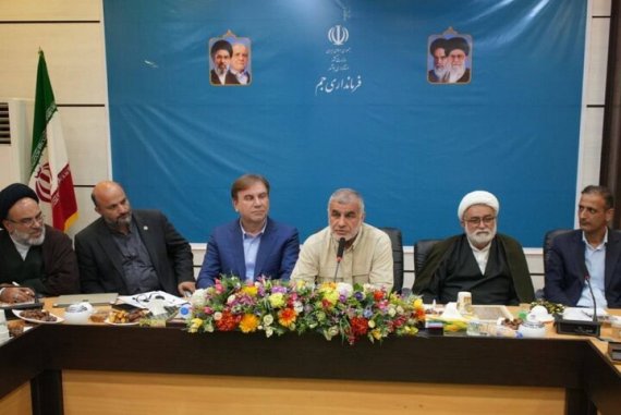 نایبرئیس مجلس: مردم بوشهر با وحدت و همدلی پشتیبان کشور و نظام هستند