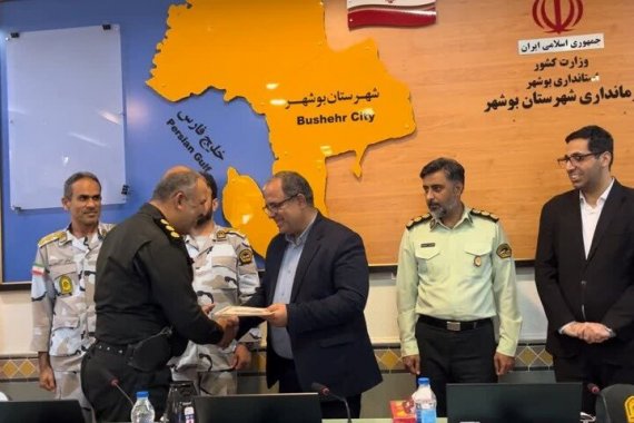 فرماندار بوشهر: مجاهدت‌های فراجا در عرصه امنیت شایسته تقدیر است